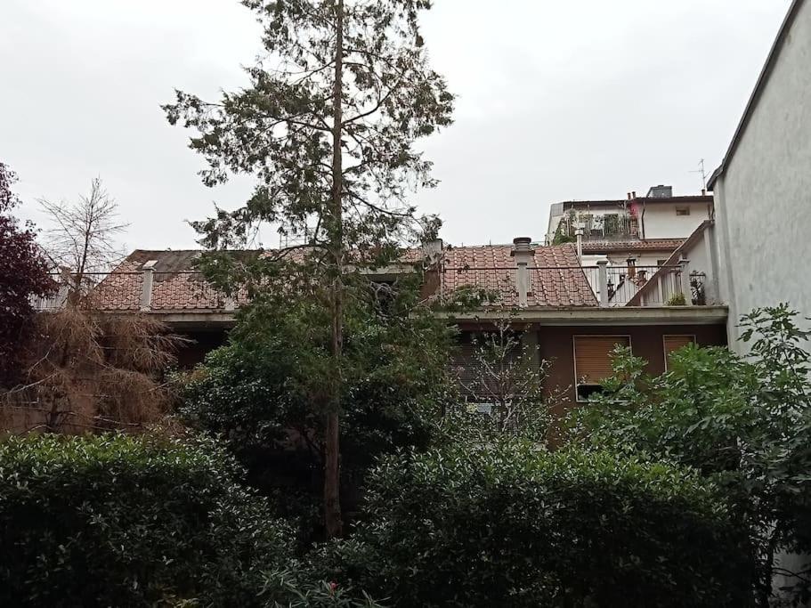 Il Grande Blu Leilighet Milano Eksteriør bilde